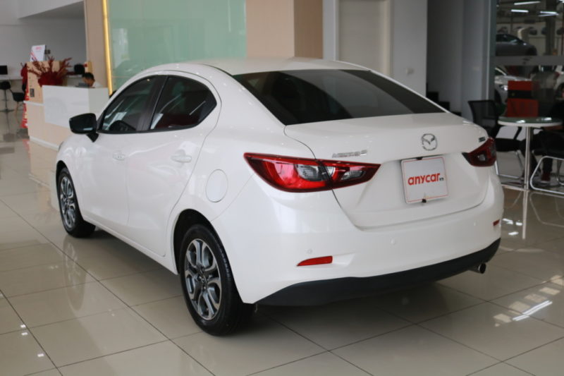 Mazda 2 Sedan Premium 1.5AT 2019 - 5