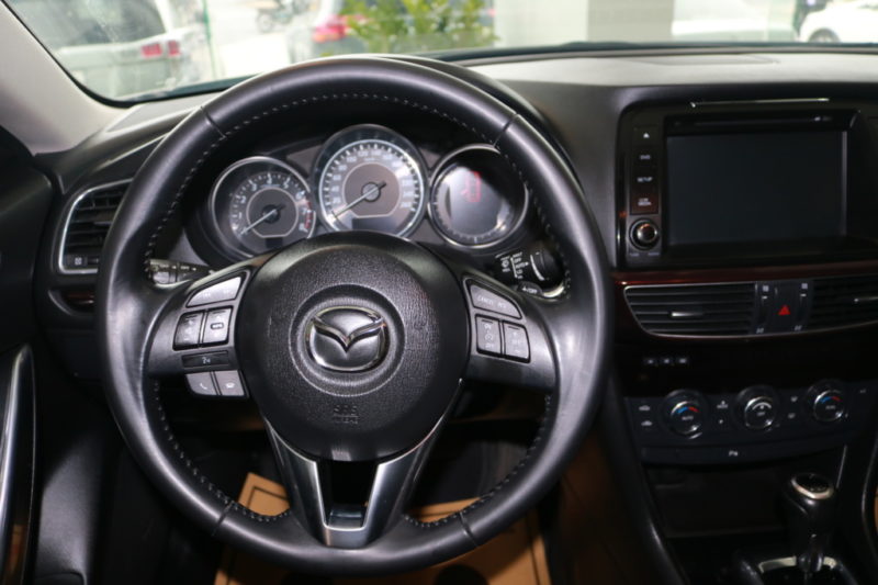 Mazda 6 Premium 2.5AT 2016 - 8