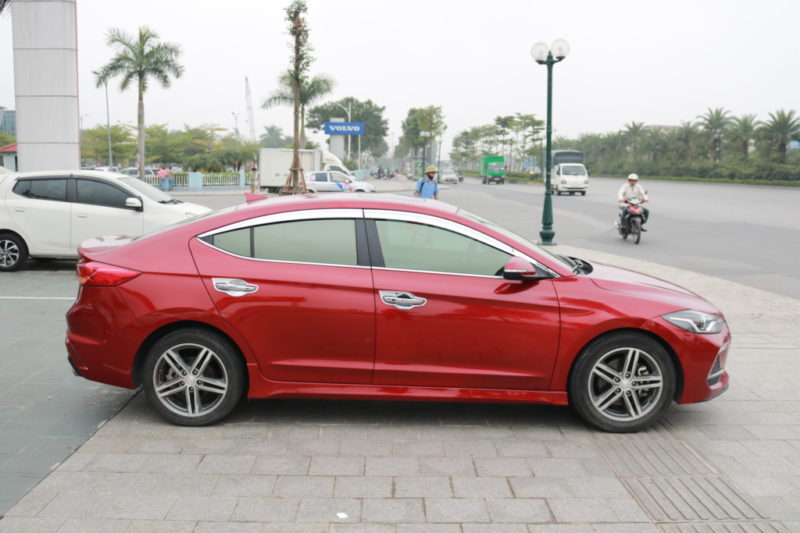 Hyundai Elantra Sport 1.6AT 2018 - 4