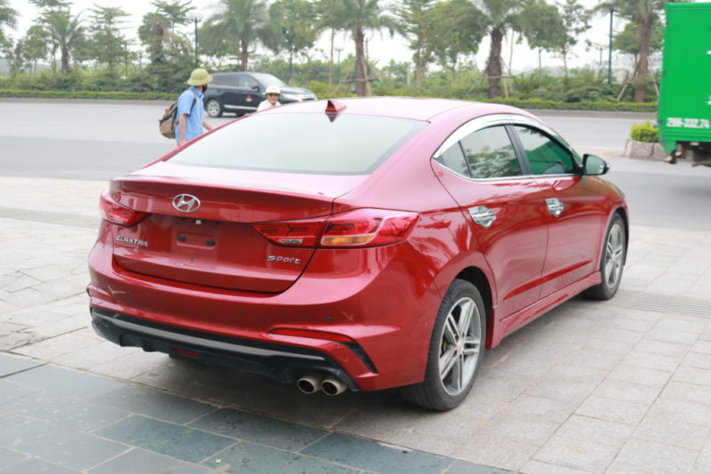 Hyundai Elantra Sport 1.6AT 2018 - 6