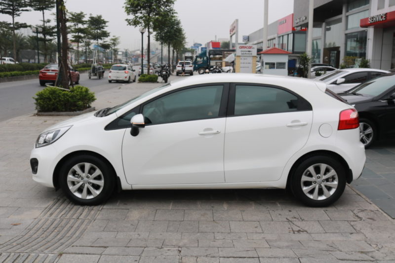 Kia Rio Hatchback 1.4AT 2014 - 5