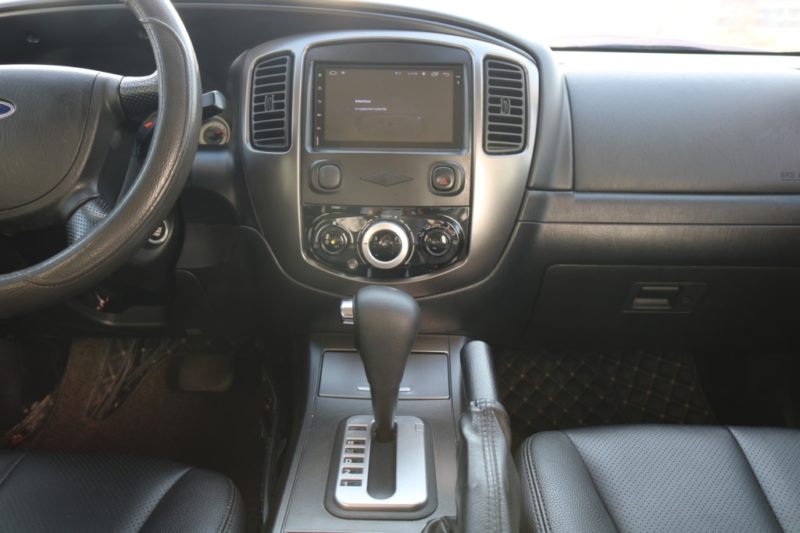 Ford Escape 2.3AT 2013 - 13