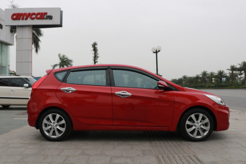 Hyundai Accent 1.4AT 2013 - 4