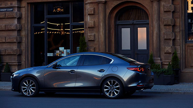 Mua xe Mazda 3 trong tháng 6/2021 có khuyến mãi gì không?