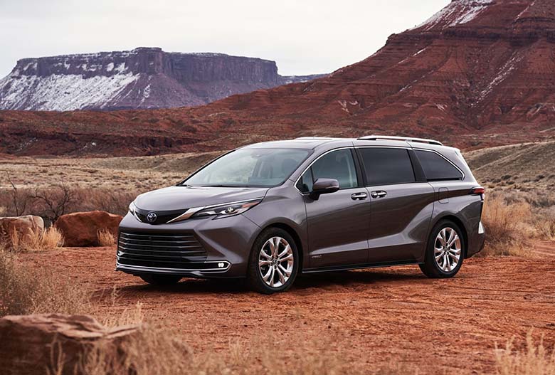 Toyota Sienna 2021 còn sở hữu một bản động cơ Hybrid hiện đại