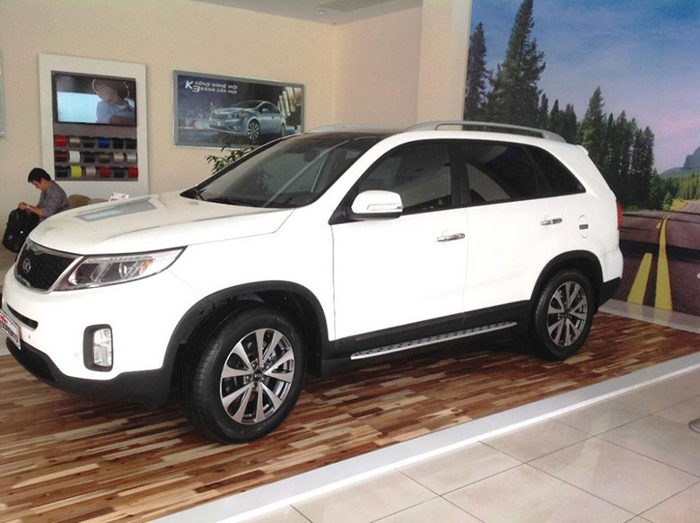 Đánh giá nhanh nội ngoại thất Kia Sorento 2016 kèm giá bán-2