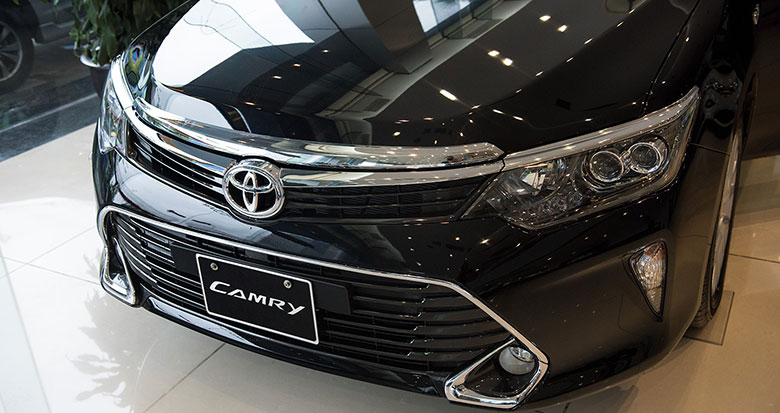 Đánh giá nhanh Toyota Camry 2017 về thiết kế kèm giá bán-3