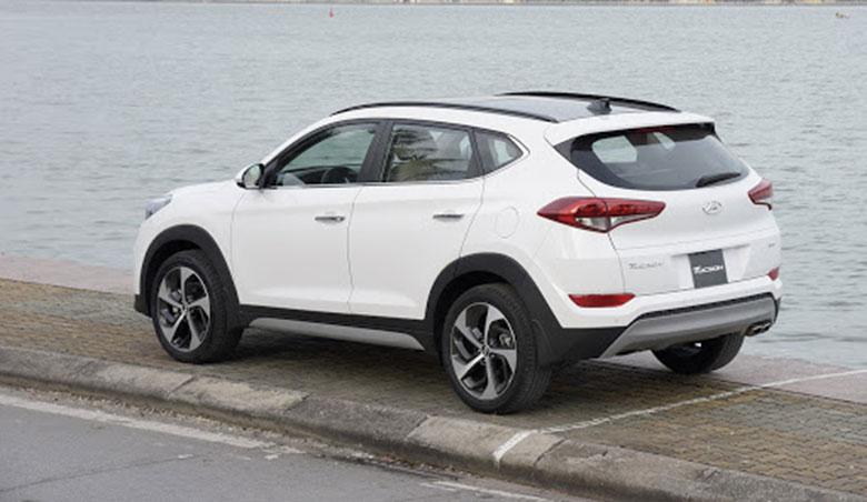 Hyundai Tucson 2018 thêm trang bị và phiên bản mới