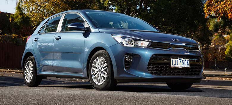 Đánh giá của người dùng về Kia Rio 2017 kèm giá bán - 3