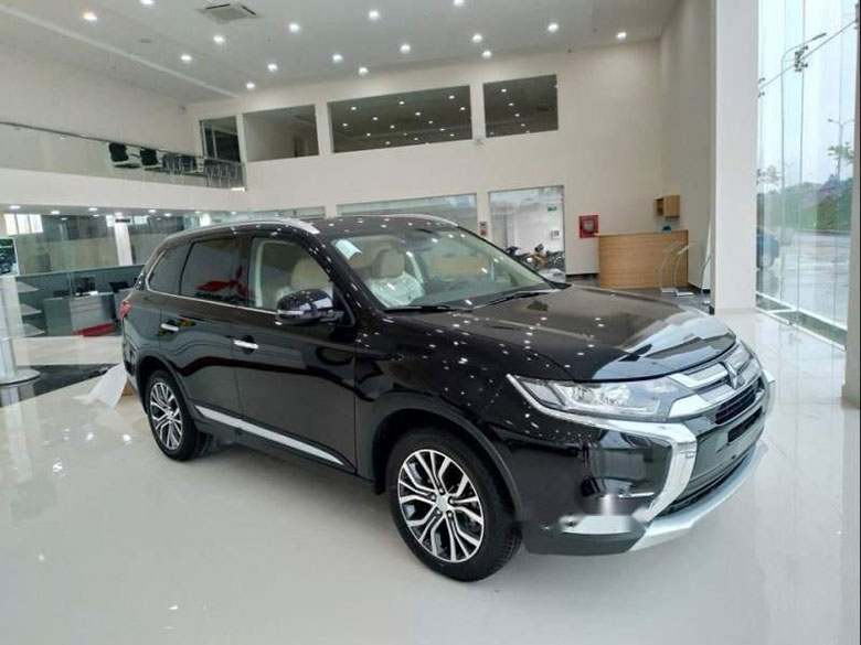 Đánh giá nhanh Mitsubishi Outlander 2019 kèm giá bán-2