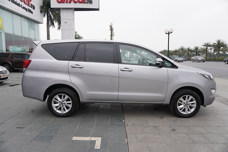 Toyota Innova E 2.0MT 2016 - 4