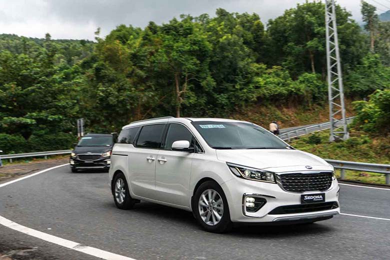 Kia Sedona cũ: Bảng giá bán xe Sedona cũ - 17