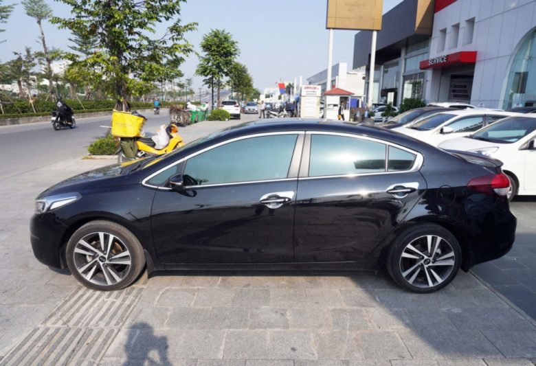 Mua ngay Kia Cerato với giá 571 triệu đồng