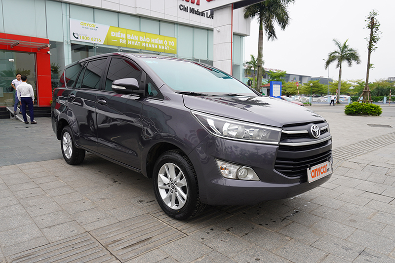 Toyota Innova 2.0MT 2017 - 1