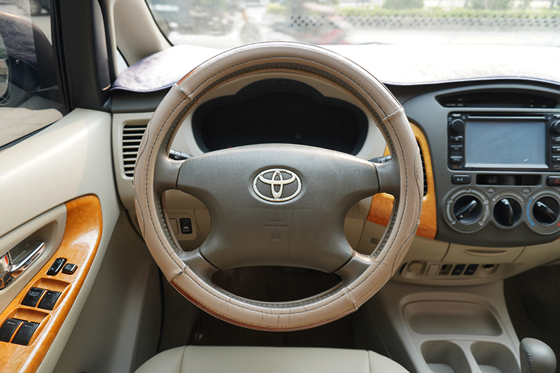 Toyota Innova V 2.0AT 2008 - 12