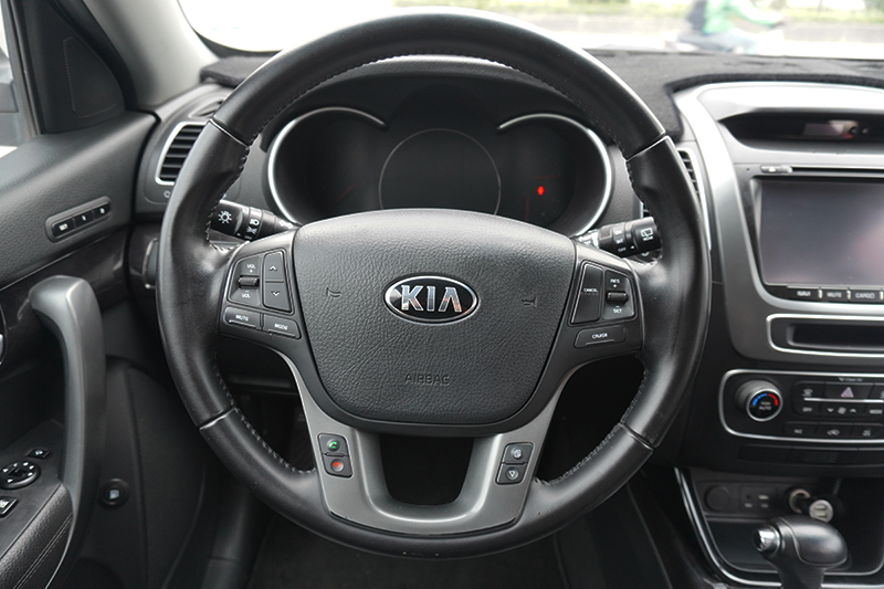 Kia Sorento GATH 2.4AT 2015 - 12