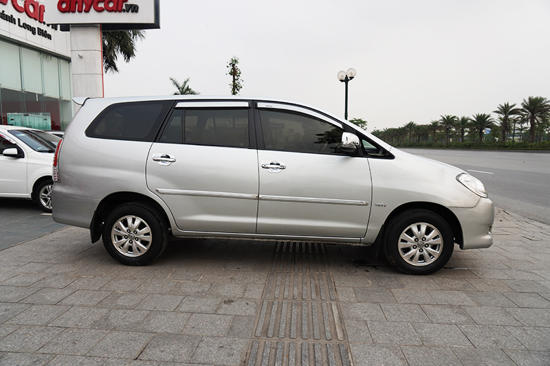 Toyota Innova V 2.0AT 2008 - 4