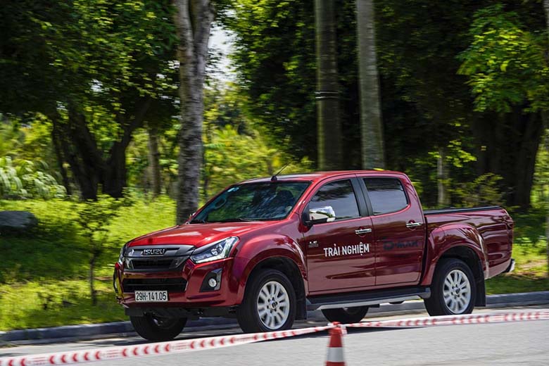 Isuzu D-Max cũ: Bảng giá bán xe D-Max cũ - 13