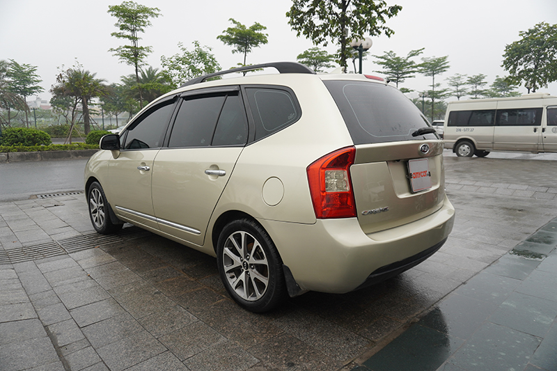 Kia Carens 2.0AT 2009 - 8