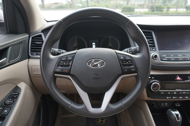 Hyundai Tucson 1.6TGD-i 2018 Đặc Biệt - 12