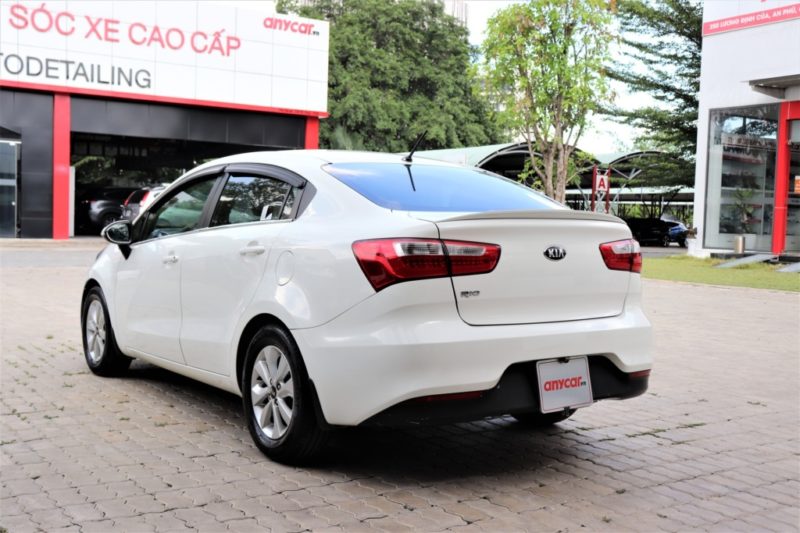 Kia Rio 1.4AT 2016 - 8