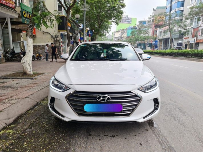 Hyundai Elantra GLS 1.6AT 2018 - 1