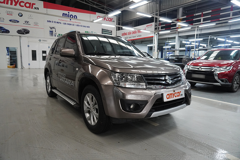 Suzuki Grand Vitara 4*4 2.0AT 2015 - 1