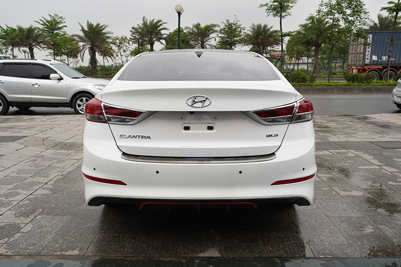 Hyundai Elantra 1.6MT 2018 - 7