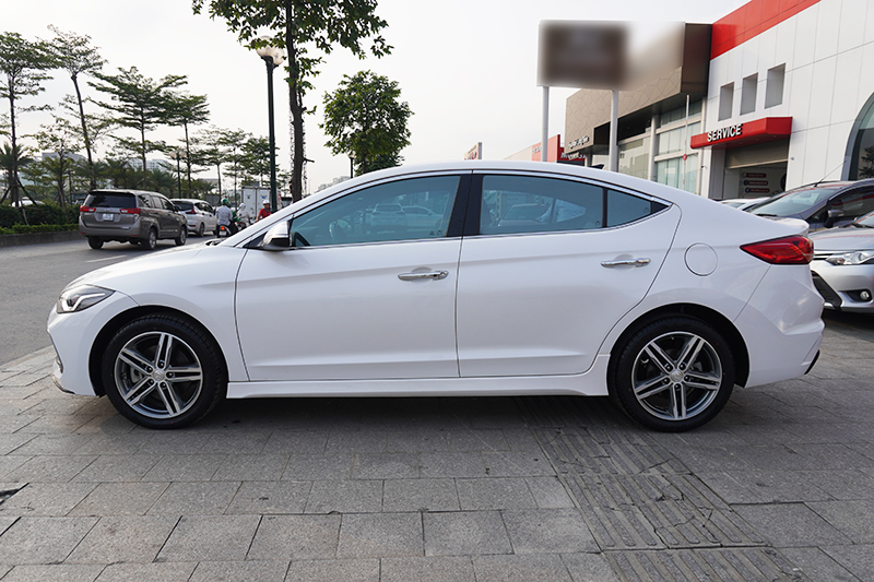 Hyundai Elantra  Sport 1.6AT 2019 - 5