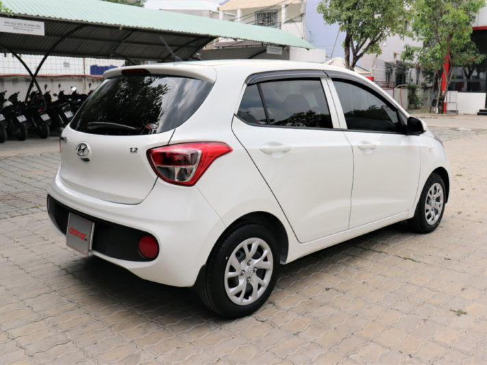 Hyundai i10 Hatchback 1.2MT 2020 - 4