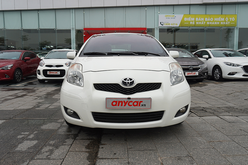 Toyota Yaris 1.3AT 2010 - 2