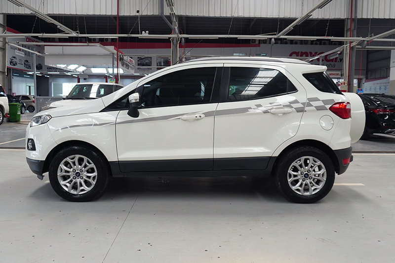 Ford EcoSport Titanium 1.5AT 2015 - 5