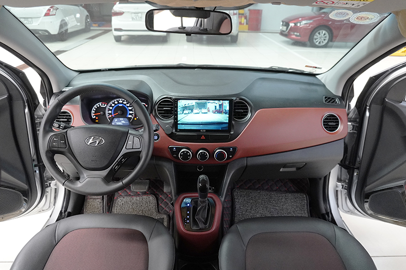 Hyundai i10 Hatchback 1.2AT 2020 - 10