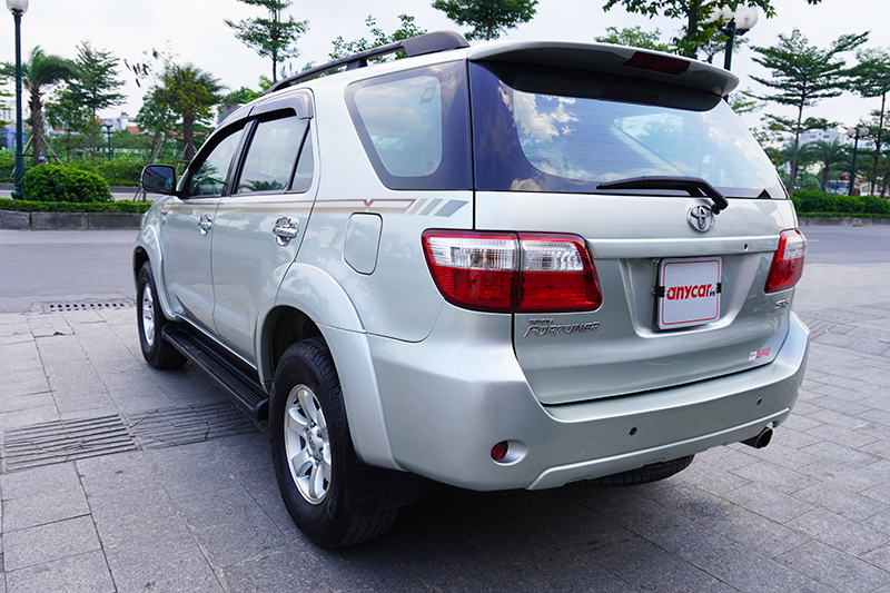 Toyota Fortuner SR 5 4*4 2.7AT 2010 - 8