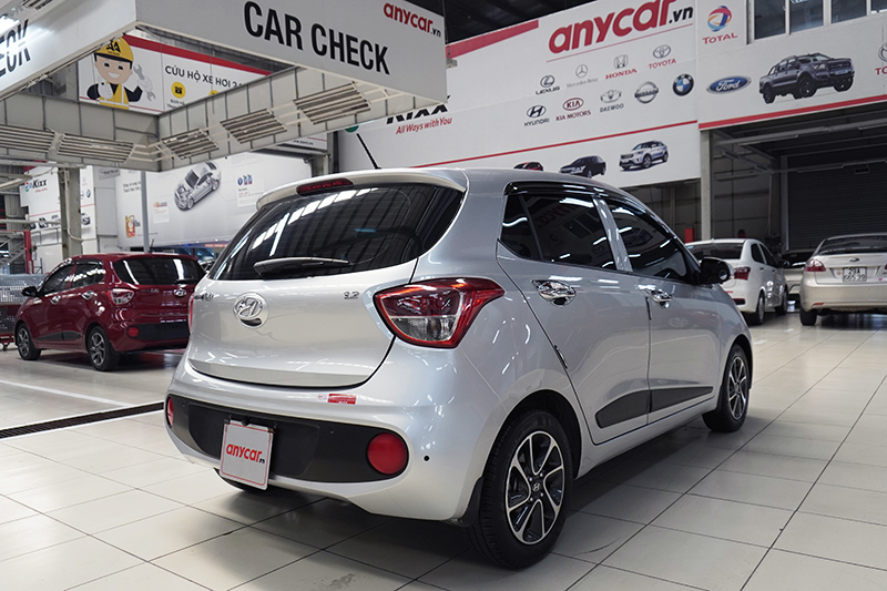 Hyundai i10 Hatchback 1.2AT 2020 - 6