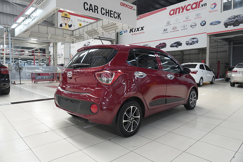 Hyundai i10 Hatchback 1.0AT 2017 - 6