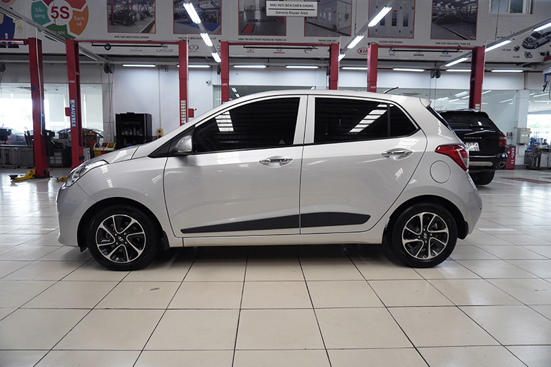 Hyundai i10 Hatchback 1.2AT 2018 - 5