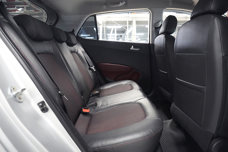 Hyundai i10 Hatchback 1.2AT 2018 - 14