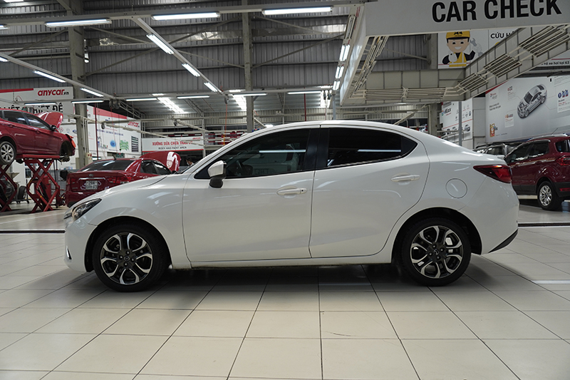 Mazda 2 Sedan 1.5AT 2017 - 5