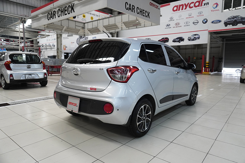 Hyundai i10 Hatchback 1.2AT 2018 - 6