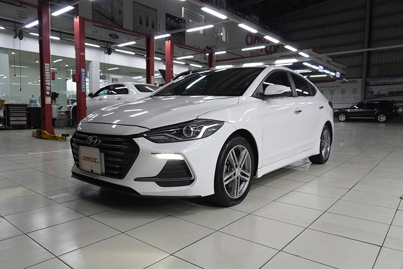 Hyundai Elantra Sport 1.6AT 2019 - 3