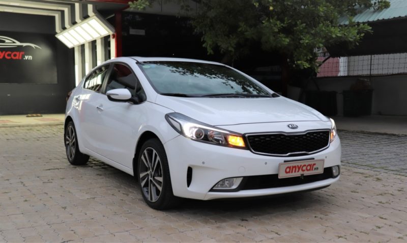 Kia Cerato 2.0AT 2017 - 1