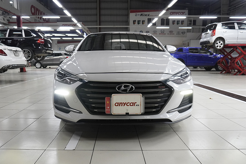 Hyundai Elantra Sport 1.6AT 2019 - 2