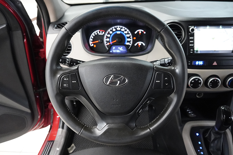 Hyundai i10 Hatchback 1.0AT 2017 - 11