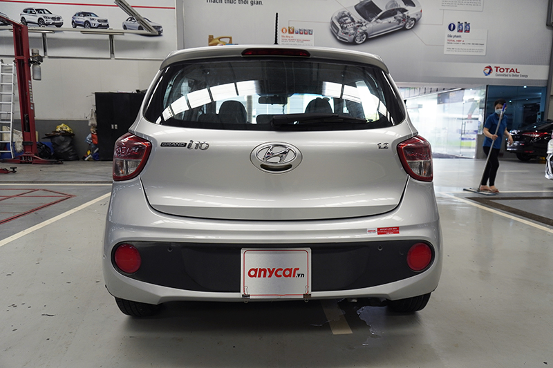 Hyundai i10 Hatchback 1.2AT 2018 - 7