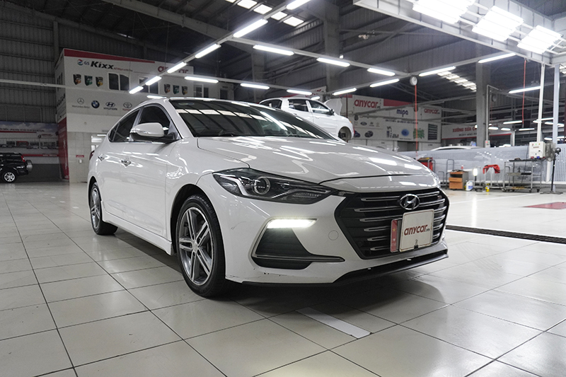 Hyundai Elantra Sport 1.6AT 2019 - 1