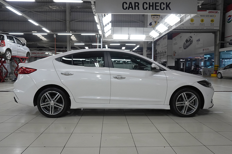 Hyundai Elantra Sport 1.6AT 2019 - 4