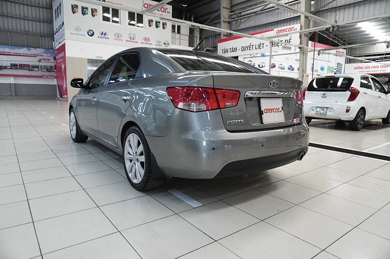 Kia Forte 1.6AT 2013 - 8