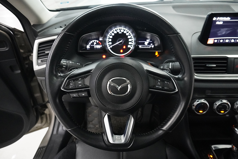 Mazda 3 Facelift 1.5AT 2018 - 10