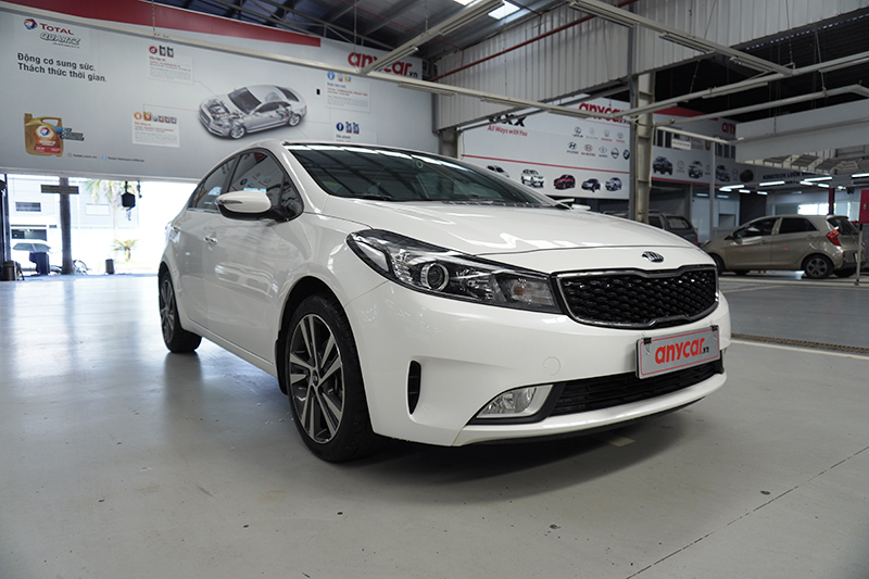 Kia Cerato 1.6MT 2018 - 1